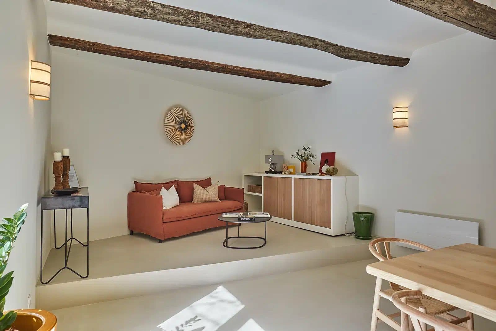 Meuble toute hauteur et niche télévision