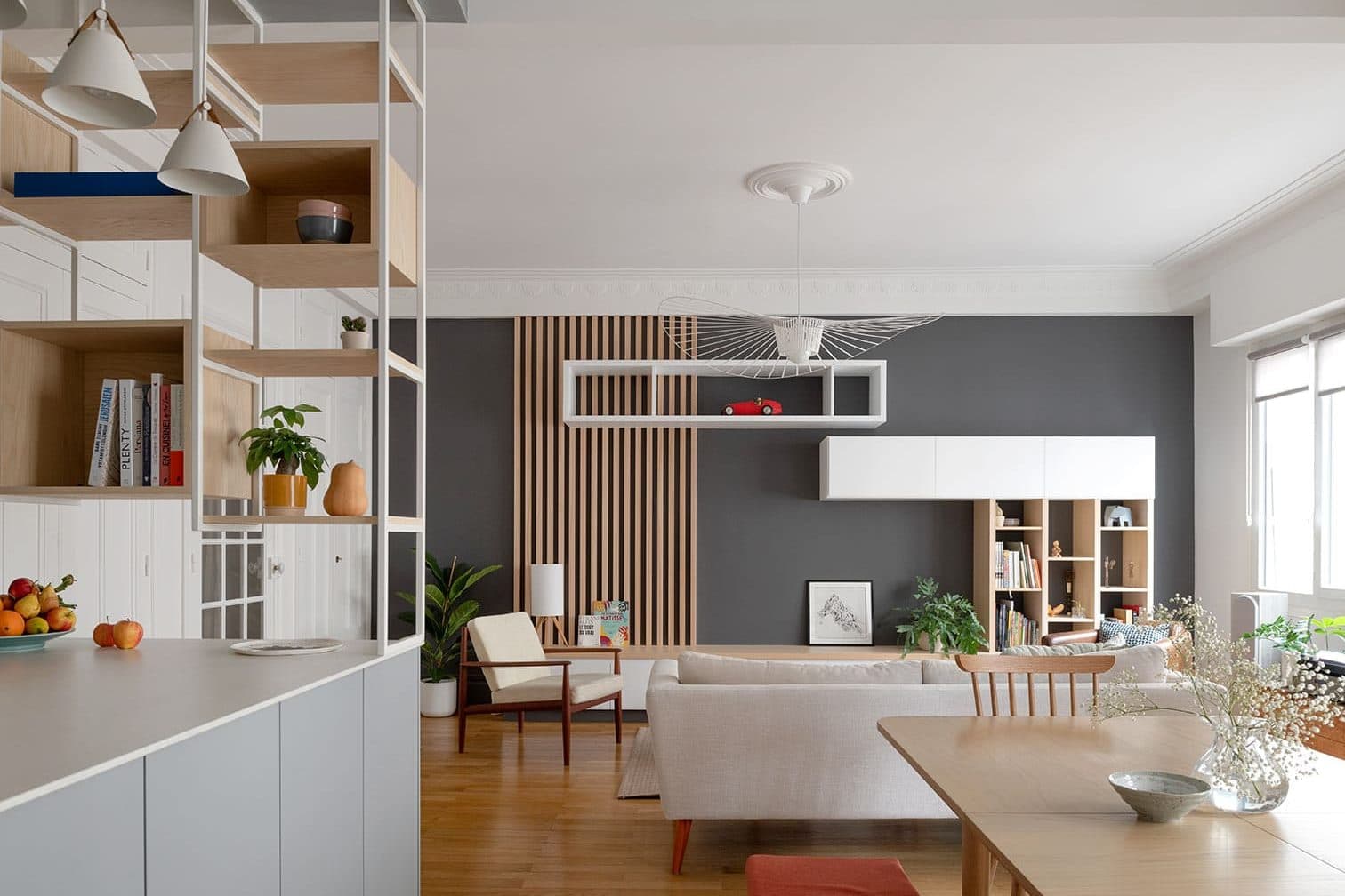 Salon et bibliothèque sur mesure